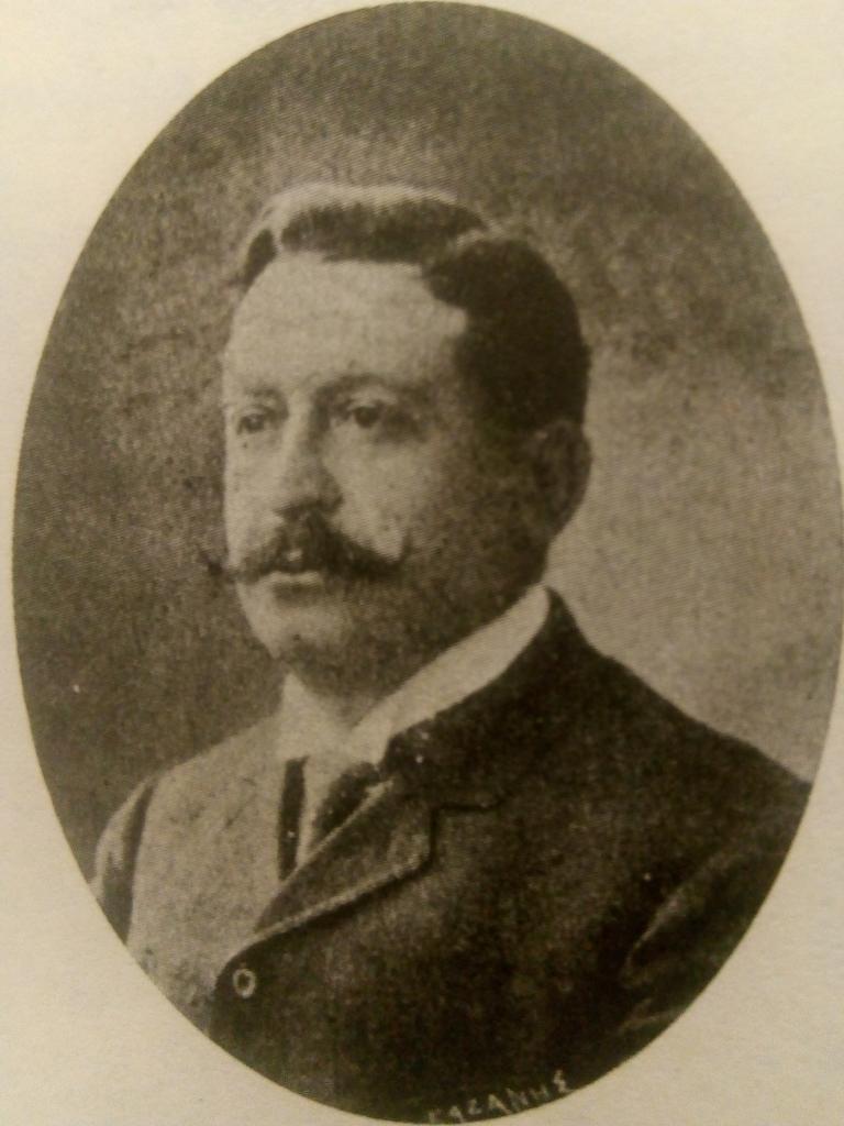 Oscar Dacosta, ingénieur, directeur de la Société du Gaz, vice-président de la Chambre de Commerce Française d’Athènes-Le Pirée (Source: Bulletin de la Chambre, No 8, Décembre 1903) p. 3).